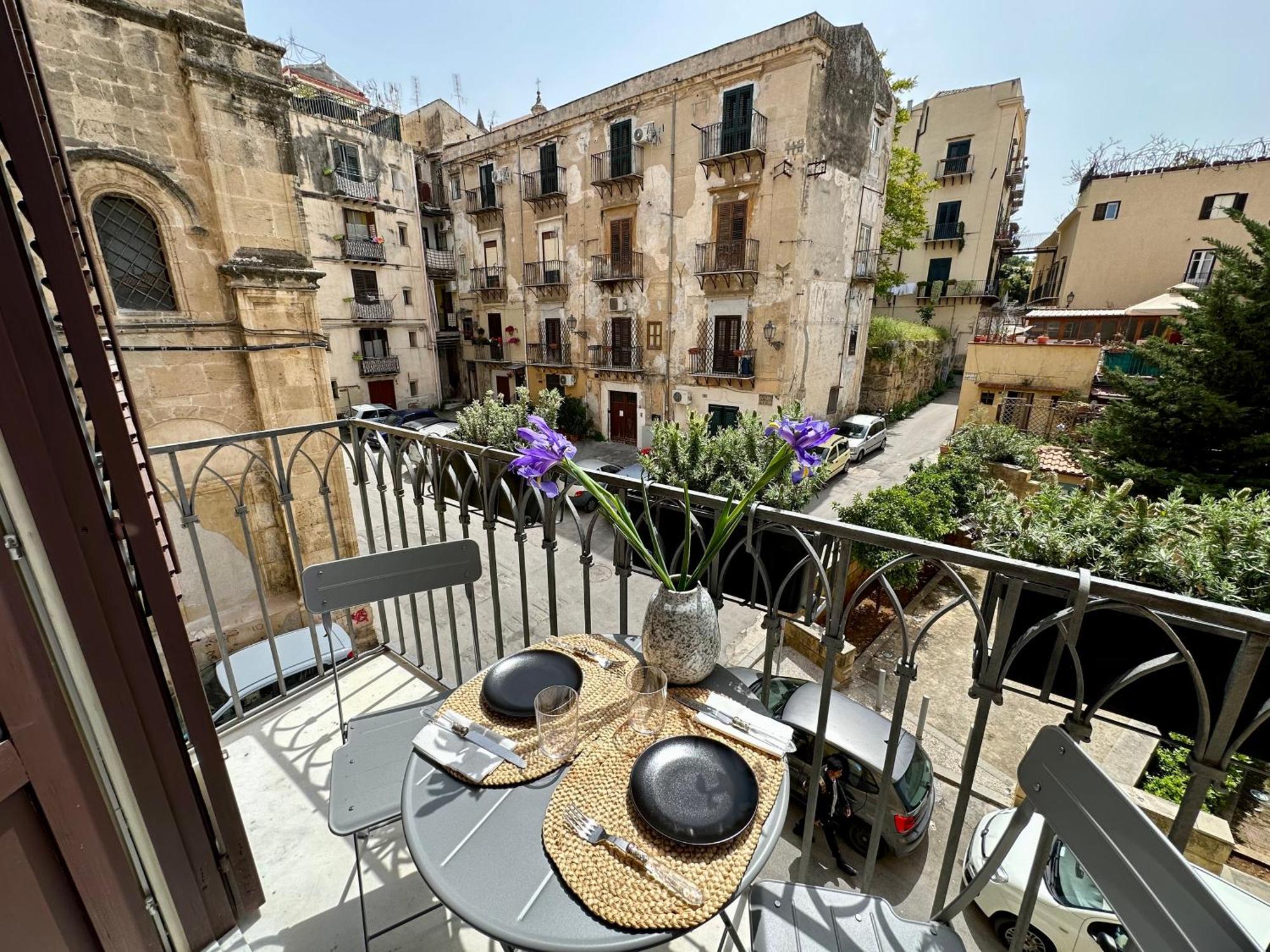Casa Guilla_Alla Cattedrale ปาแลร์โม ภายนอก รูปภาพ